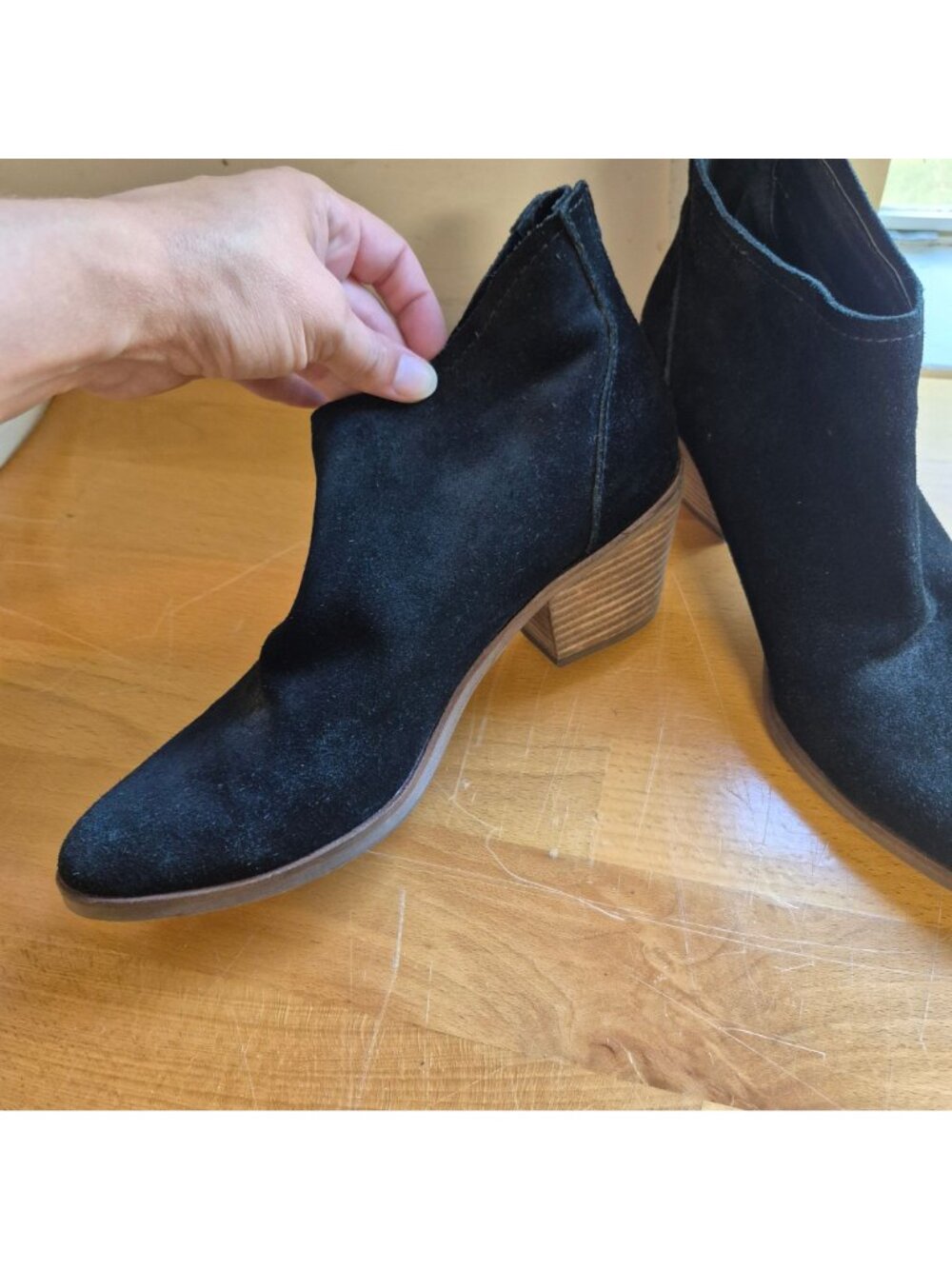 Dolce Vita Black Suede Ankle Boots With Stacked Heel & Back Zipper Closure 8.5 - Picture 6 of 10